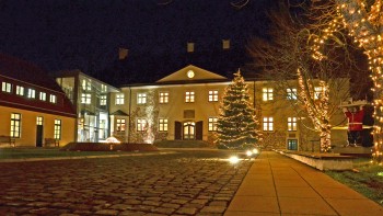 2021-11-16 Schloss Benkhausen Weihnachtsbeleuchtung_1