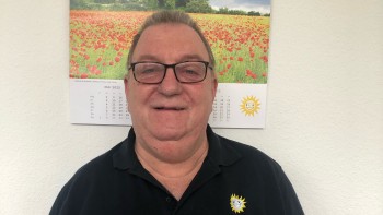 2022-08-01 Jubiläum Klaus Kassen feiert 40-jährige Betriebszugehörigkeit